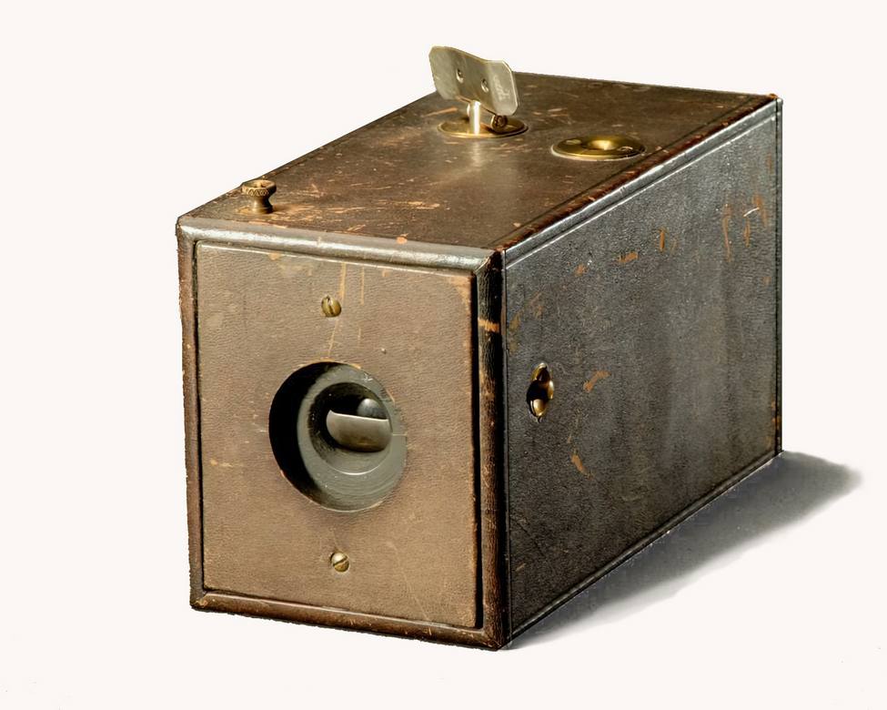  [1888] - The Original Kodak, introduced by George Eastman - Preloaded with film for 100 snapshots - Smithsonian